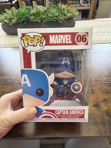 Funko Pop! Vinyl: Captain America #06 Marvel Collectible Figure