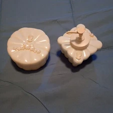 Vanitee Set Pearl Plastic Moisturizer & Powder Dispenser & Puffs Vintage EUC