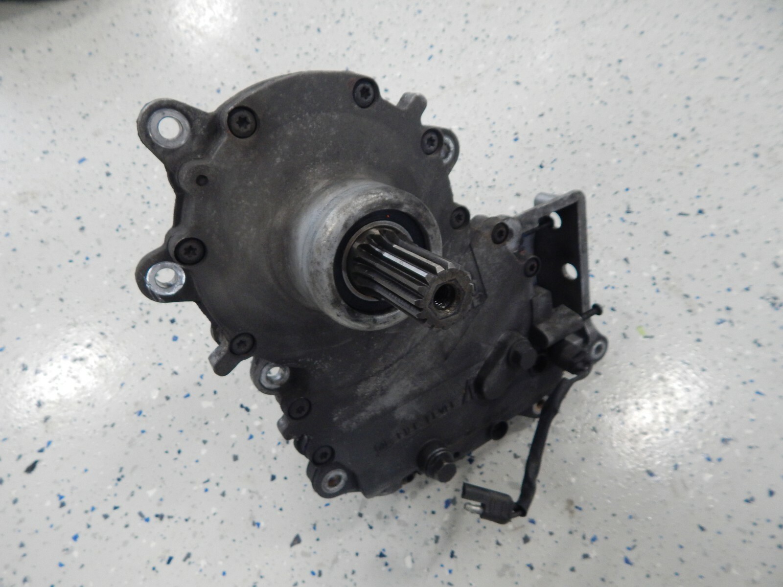 ARCTIC CAT SNOWMOBILE 2009 F6 ACT DIAMOND DRIVE GEARCASE ASSEMBLY 1702