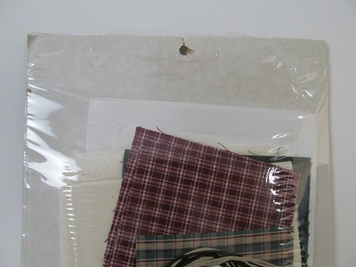 Bernat Stitchery Christmas Let It Snow Snowman Folk Art Kit 95-6201-00 Vintage - Picture 5 of 6