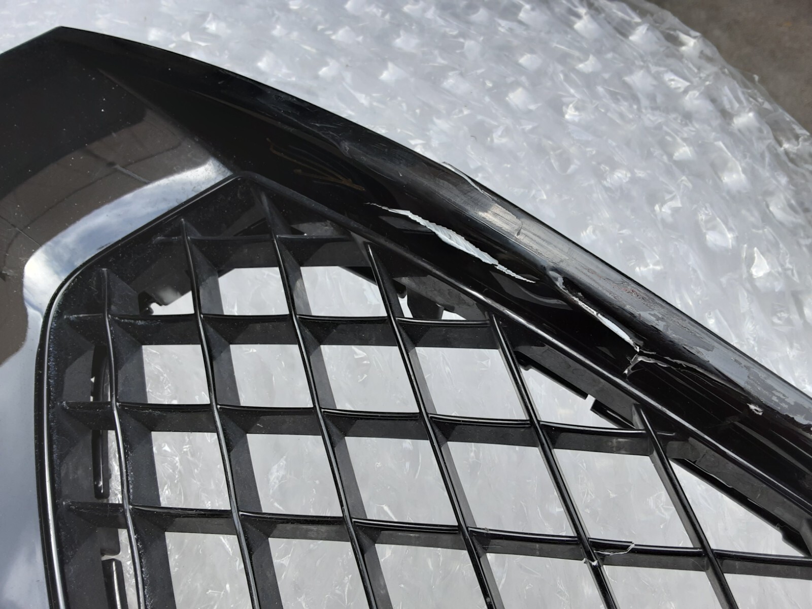BENTLEY FLYING SPUR GRILLE LEFT LOWER BUMPER 2020 2021 2022 3SE 807 683 OEM