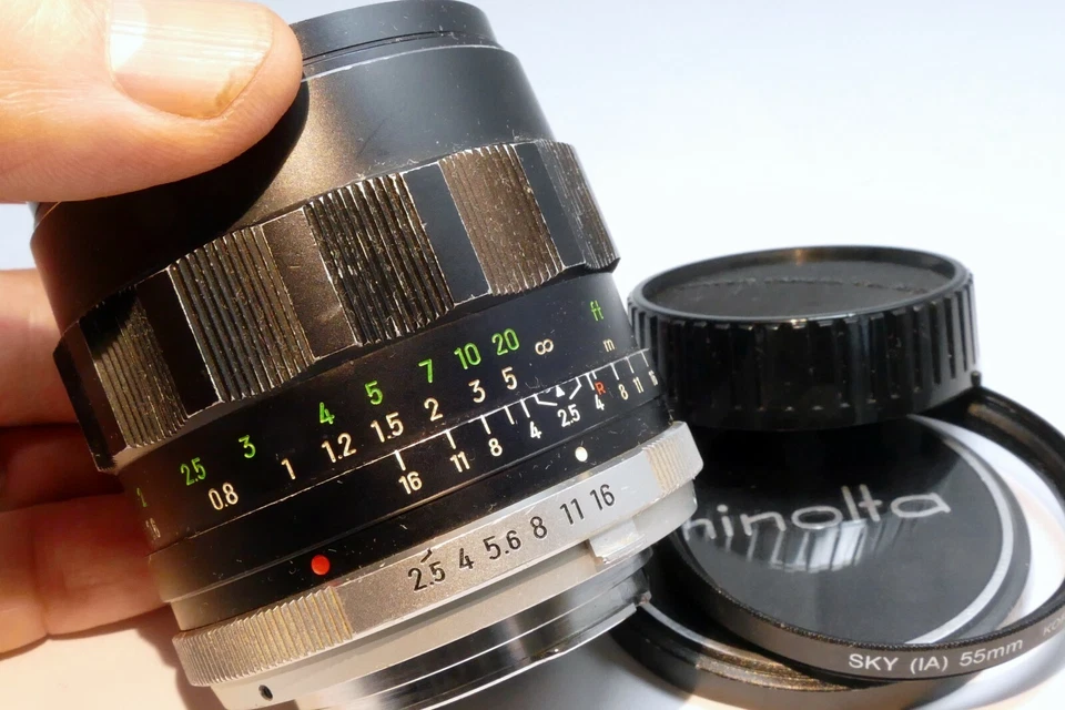  Lente Minolta 28mm f2.5 foco manual MC W Rokkor- SI (abertura lenta e poeira) - Imagem 4 de 4