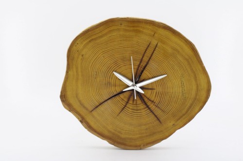 🌿 Handmade Rustic Wooden Wall Clock - 50-Year-Old Mulberry Wood - Unique Natura