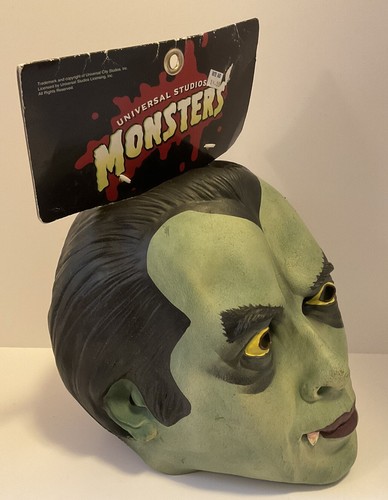 MASCHERA MOSTRI VINTAGE UNIVERSAL STUDIOS DRACULA BELA LUGOSI NOS 1997 RARA - Foto 8 di 9