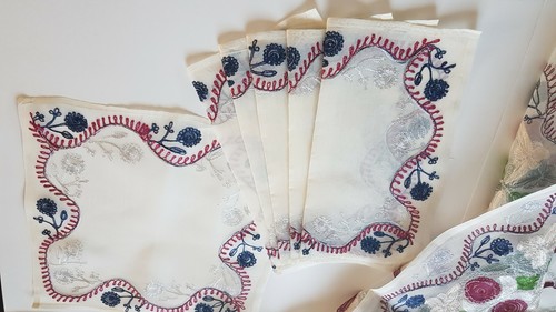 Organza Tablecloths,embroidery with 6 napkins,Size 55"x 51".Gift for her. - Picture 2 of 12