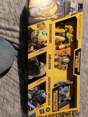 Transformers Rise of the Beasts Bumblebee Mirage Airazor - Jungle Mission 3 pack