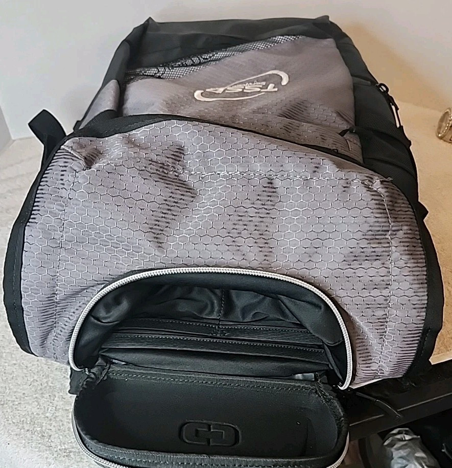 OGIO LARGE ALL ELEMENTS WATERPROOF BACKPACK IN EU… - image 8