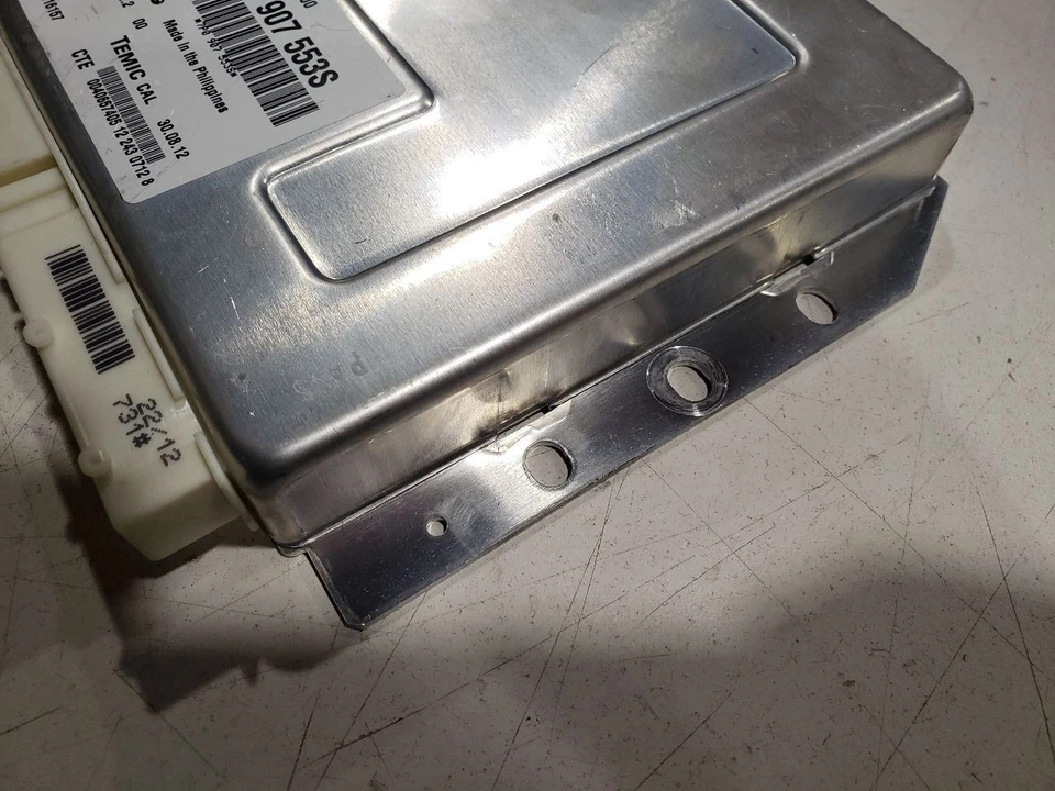 2013 Porsche Cayenne GTS - Air Suspension Control Module - 11-16 OEM 7P0907553S - Image 4 of 4