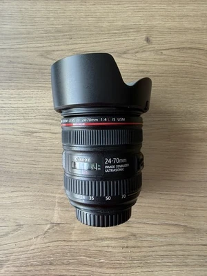 Canon EF 24-70mm f/4L IS USM + pare-soleil & filtre uv - Photo 1/4