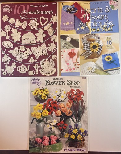 Vintage Crochet Pattern Book Lot Flowers Appliques Embellishments