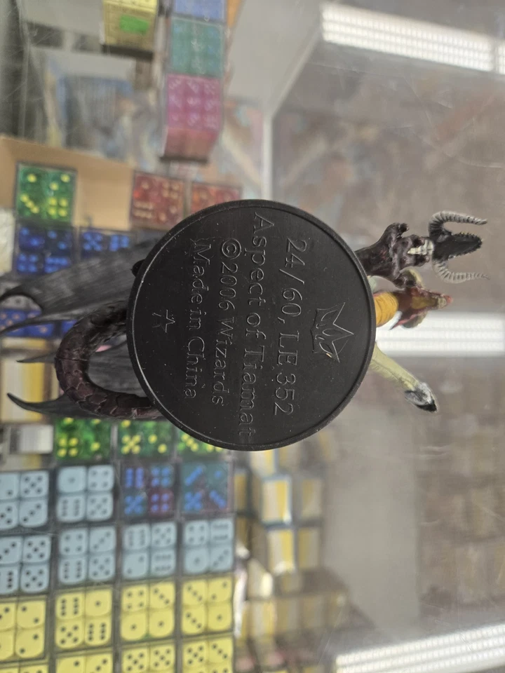 Dungeons & Dragons Aspect of Tiamat Figure 2006 24/60  - Image 4 of 4