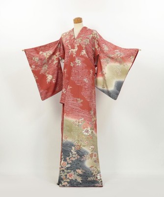 Kimono / Yuzen Floral & Water Stream Silk Homongi Kimono / 2509291