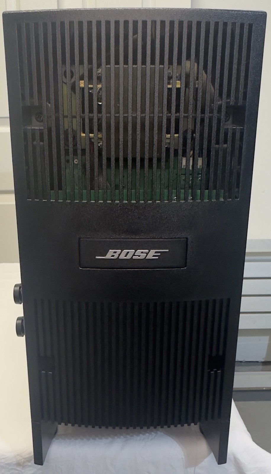 Bose Acoustimass 10 Series V Home Theater with 2 speaker stands. 