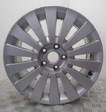 VOLKSWAGEN PASSAT 17" SILVER ALLOY WHEEL  3C0601025G (W 30)