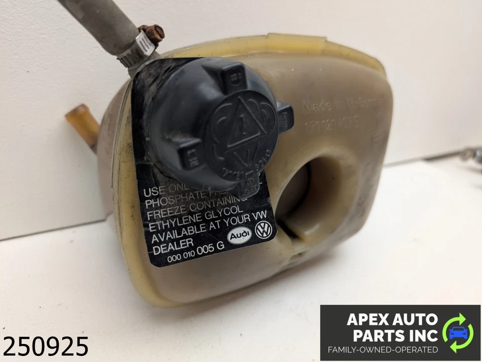 OEM 1988 Volkswagen Cabriolet 1.8L Coolant Reservoir Expansion Tank Foto 3 de 4
