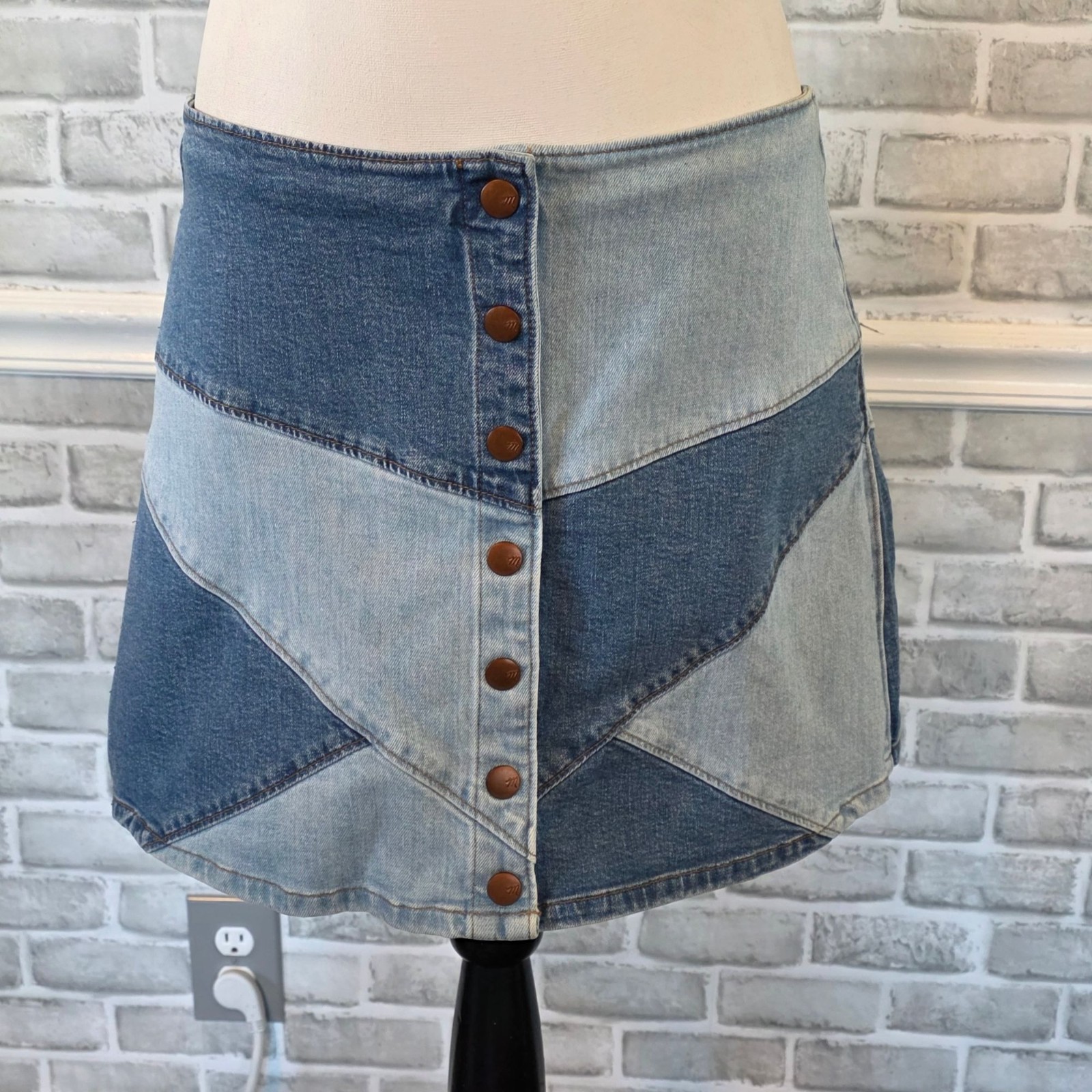 Madewell Patchwork Denim Mini Skirt Button Snap F… - image 9