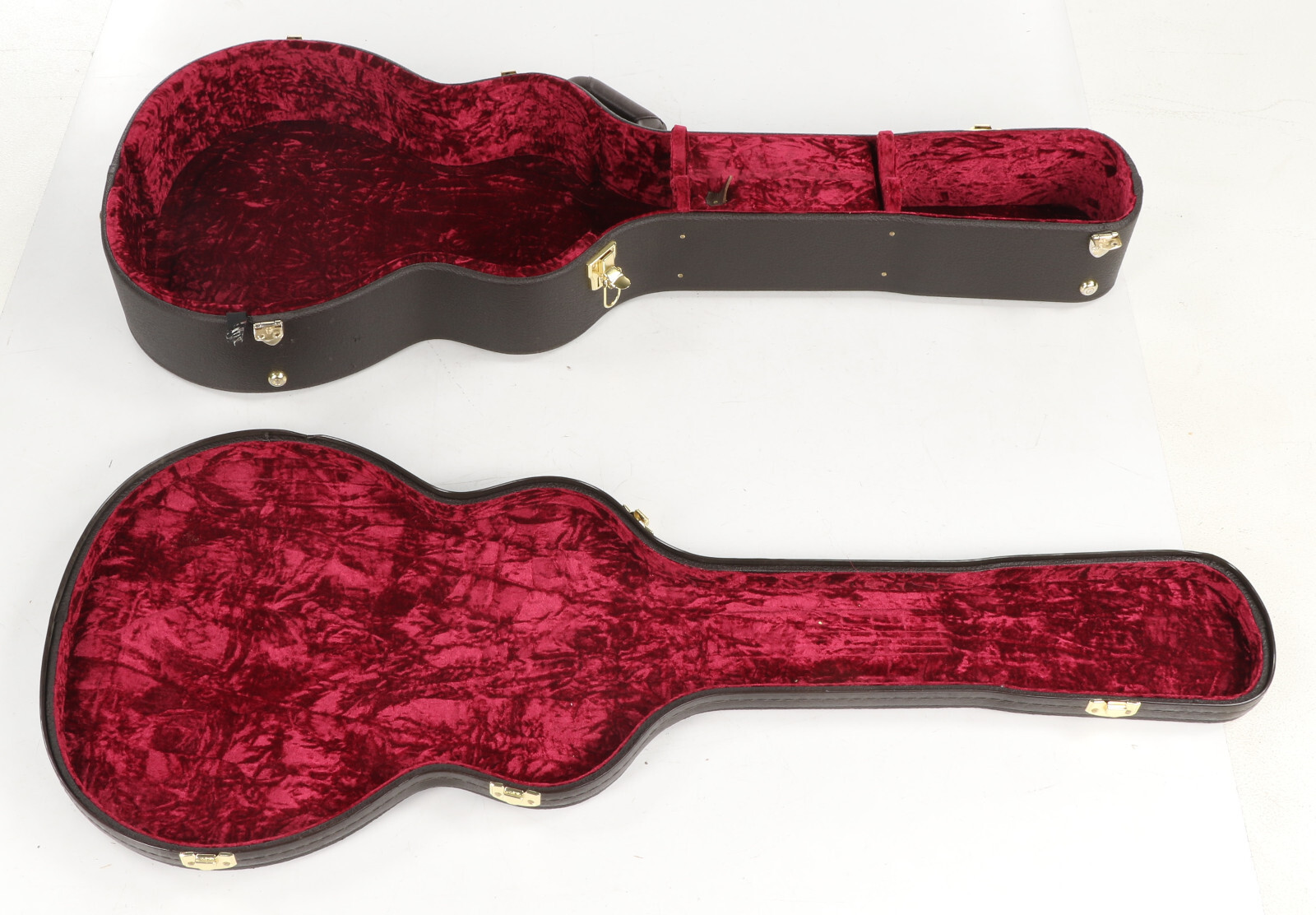 Taylor Deluxe Hardshell Grand Auditorium Case Popped Out Hinge Rivets