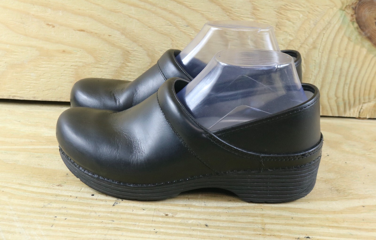 Dansko Women's 8.5 Black Professional Clogs Comfort Mules 39-image