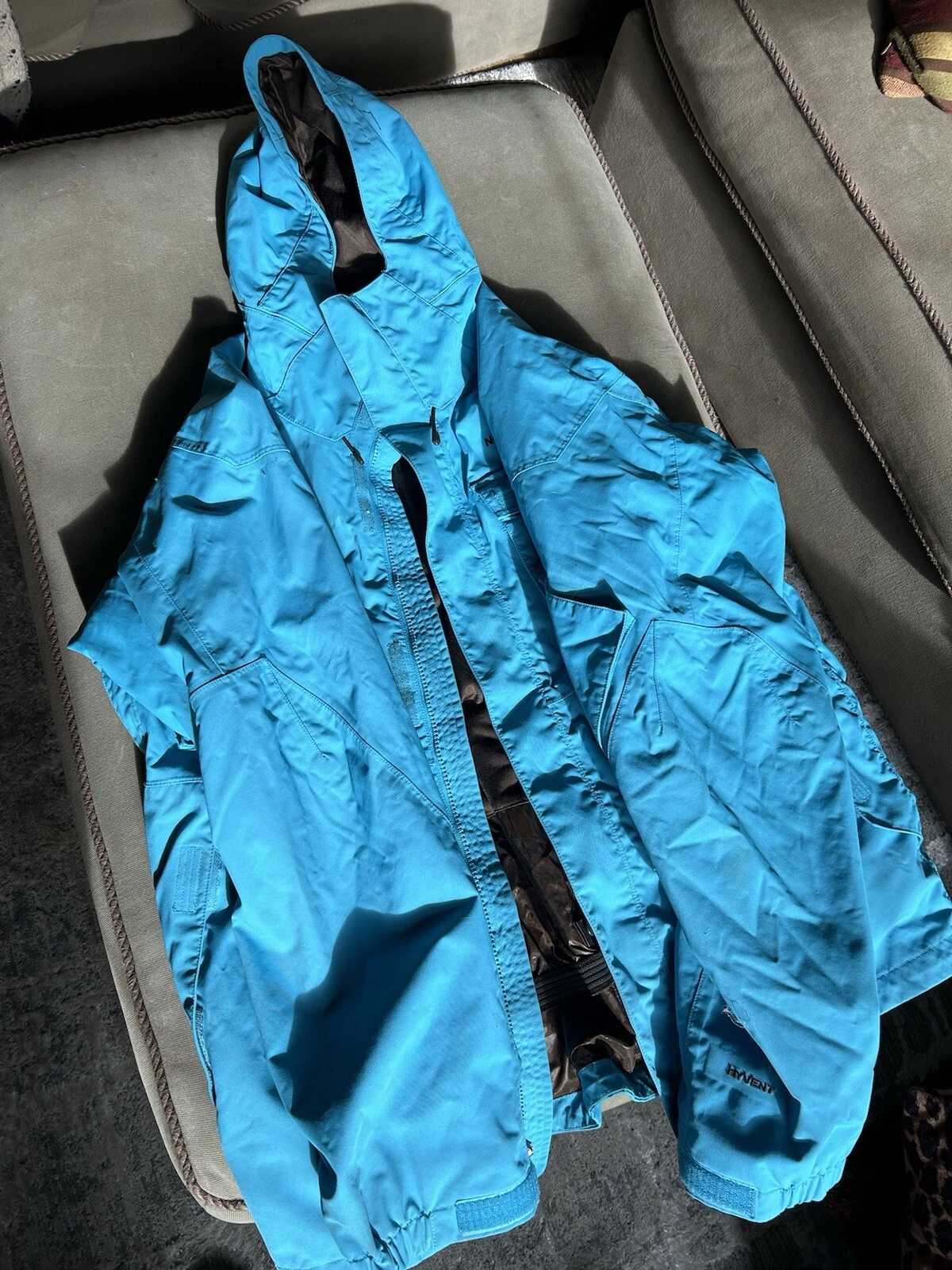 North Face Decagon Jacket - Men’s Large - Light Blue - Hyvent