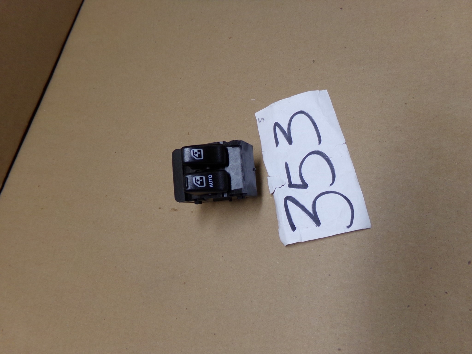 2000 - 2005 Venture New Aftermarket DRIVER Master Power Window Switch #353-S