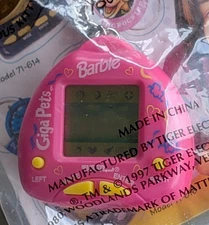 Vintage 1997 Barbie Precious Kitty  Giga Pet by Tiger Model 70-138 Sealed New