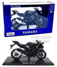 2015 Yamaha YZF YZF-R1 w/ DISPLAY BASE 1/12 Scale Model Motorcycle Maisto