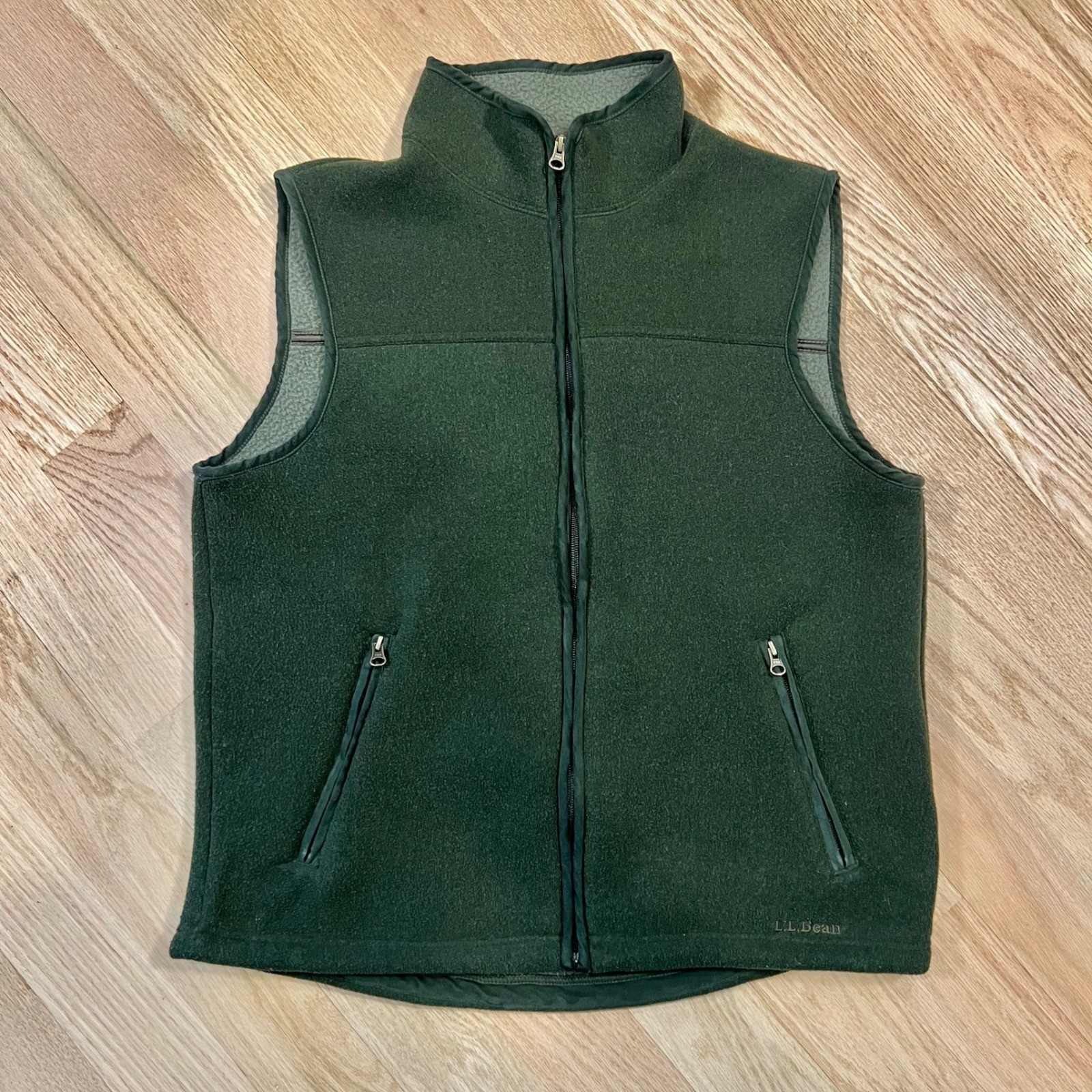 LL Bean Fleece Vest Men's Size Medium Regular Green Full Zip Jacket Outdoor Hike