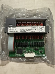 Allen-Bradley SLC 500 Digital PLC Output Module 1746-OA16 SLC500 1746-OA16
