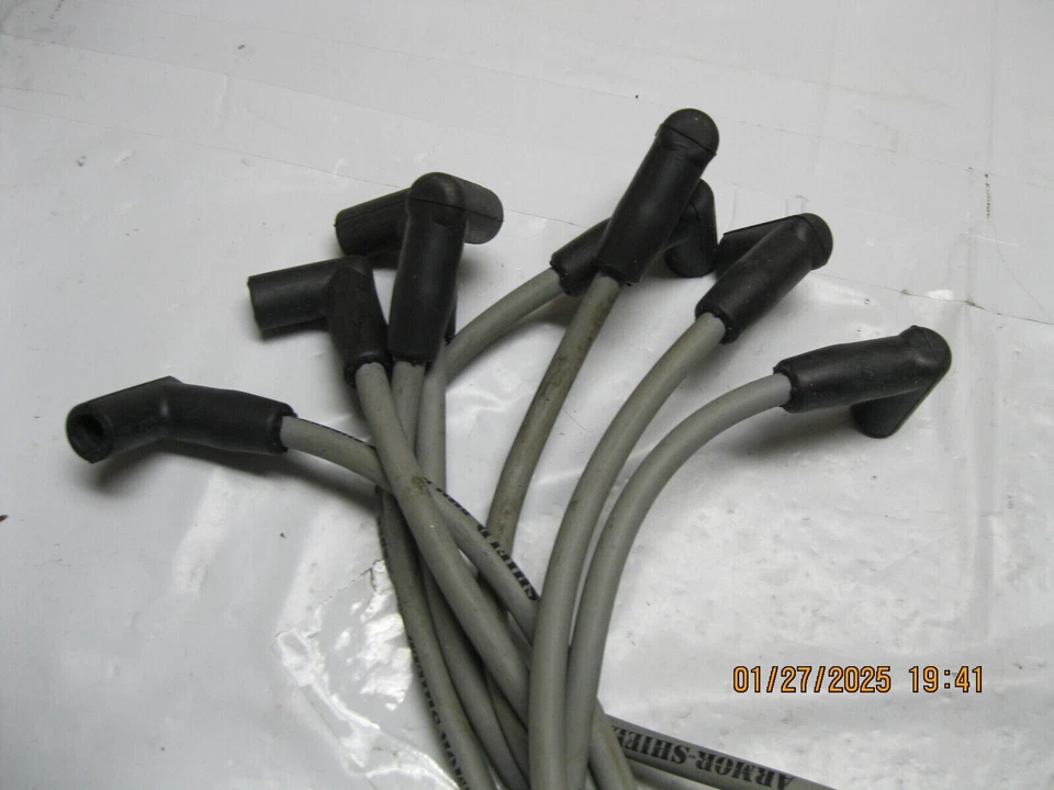 Spark Plug Wire Set-Direct Fit Armor Shield 831AS (box rough) Foto 4 de 4