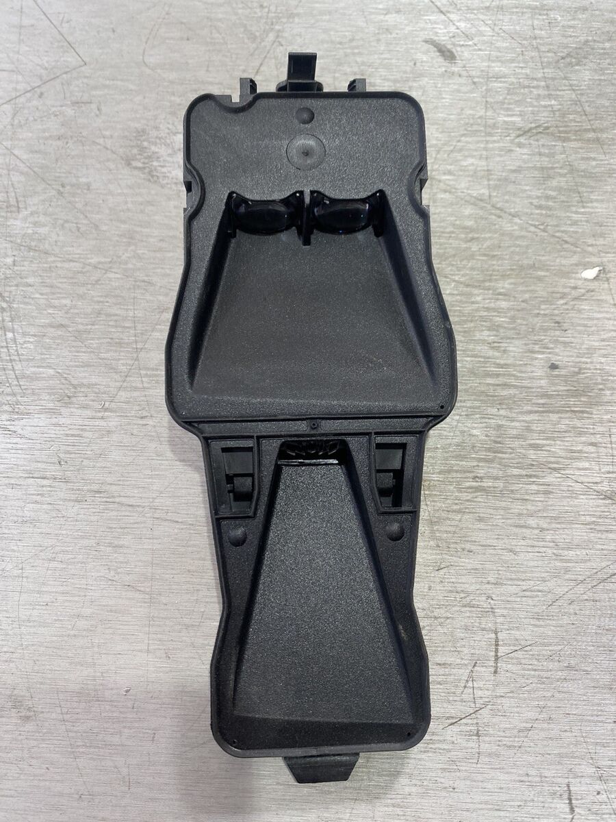 連絡用 VOLVO V40 Closing Velocity Module (CVM) Control Unit