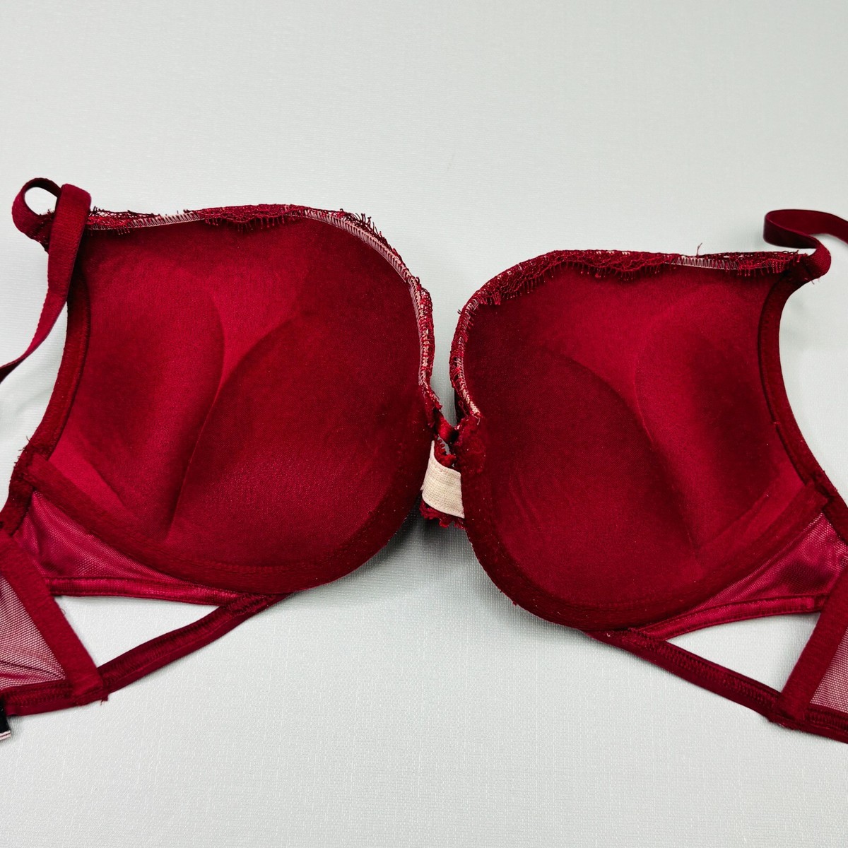 Soutien-gorge Push-up Victoria's Secret Bombshell Plunge - Taille 32D, Effet +2 Bonnets - Neuf Sans étiquettes