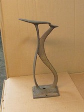 ANTIQUE VINTAGE SOLID BRASS COBBLER STAND SHOESHINE FOOTREST