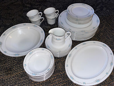 Style House Fine China 38 Pieces 