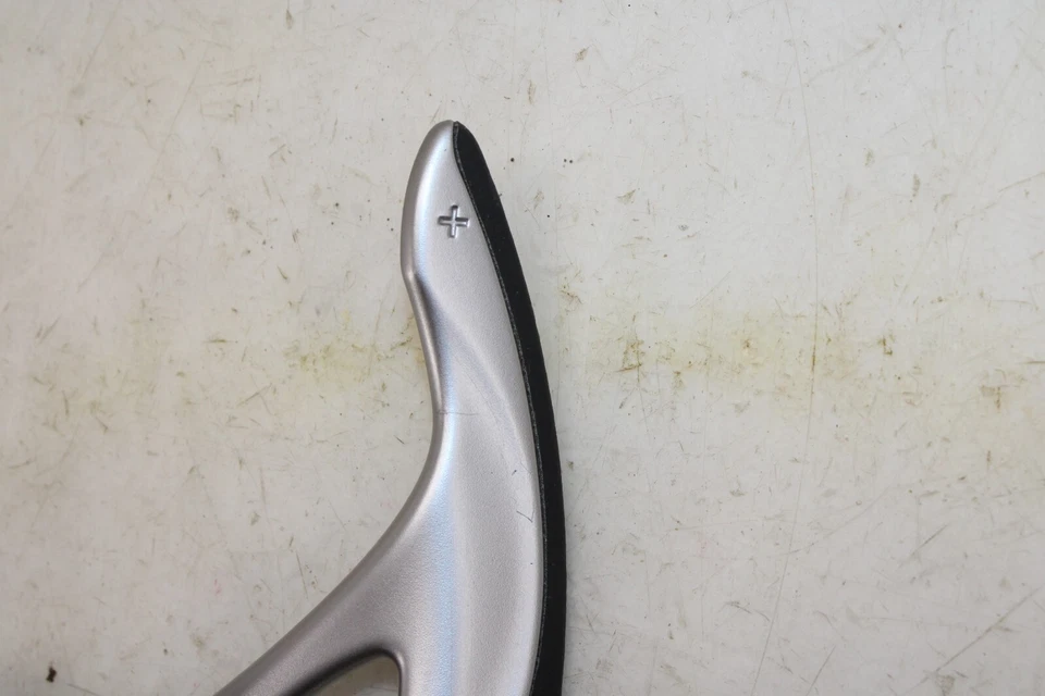 Juego de paletas de cambio Nissan 370z 2009-2020 OEM KJ80 Foto 4 de 4