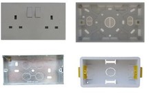 TWIN DOUBLE SWITCHED PLUG SOCKET WHITE 13AMP PATTRESS  DRY LINING METAL FLUSH 2G