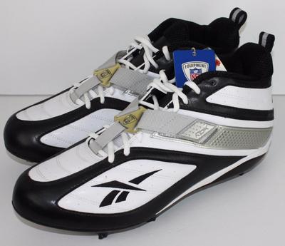 New Reebok FGT Cleats Shoes 1/2