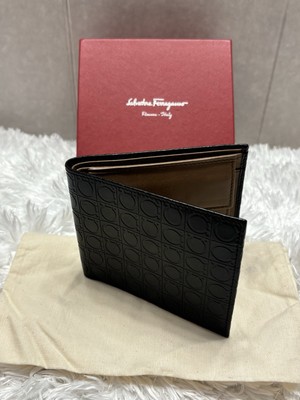Salvatore Ferragamo Two-folded wallet Gantini leather Authentic used T19759