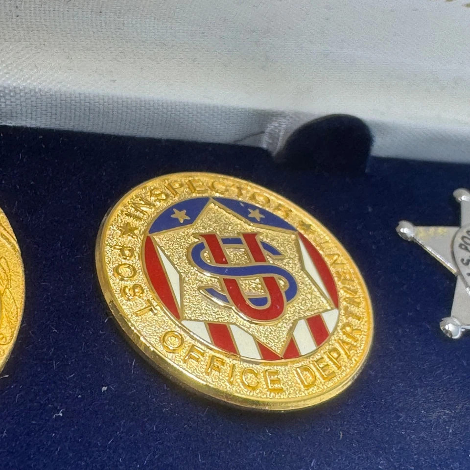 Vintage USPS Postal Inspection Service Badge Set Lapel Pins Boxed Inspector - Image 4 of 4