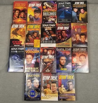 Lot of 18 Vintage Star Trek Books Paperbacks Next Generation Voyager Sci-fi