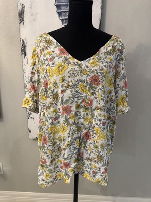 Charming Loft Soft Floral Flutter Sleeve Top Ladies Sz XL