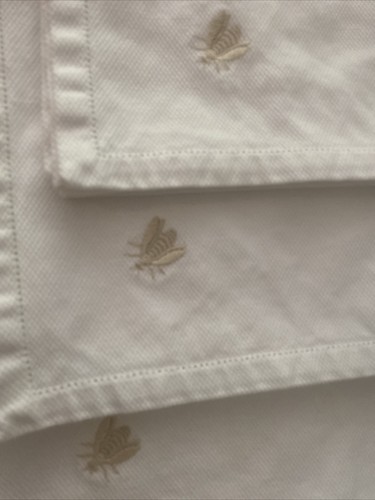 Lot of 3 The White House Linens 100% Cotton Embroidered Bee Dinner Napkins Italy - Picture 3 of 7