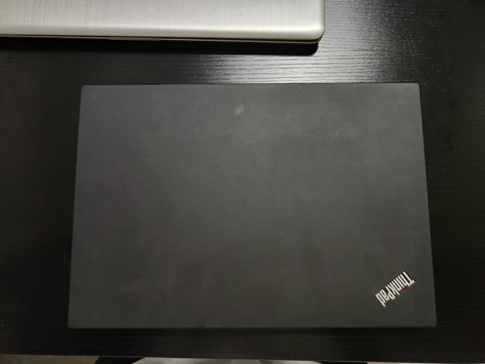 Lenovo ThinkPad T14 G1 · i5-10210U · 8GB · 512GB, foto 2 di 4