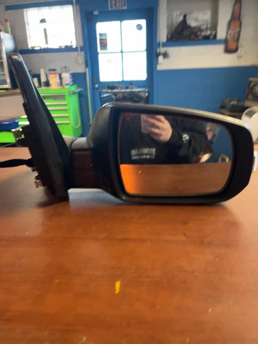 2011-15 Kia Sorento Right power Door Mirror w/out Power Folding OEM 8661026910