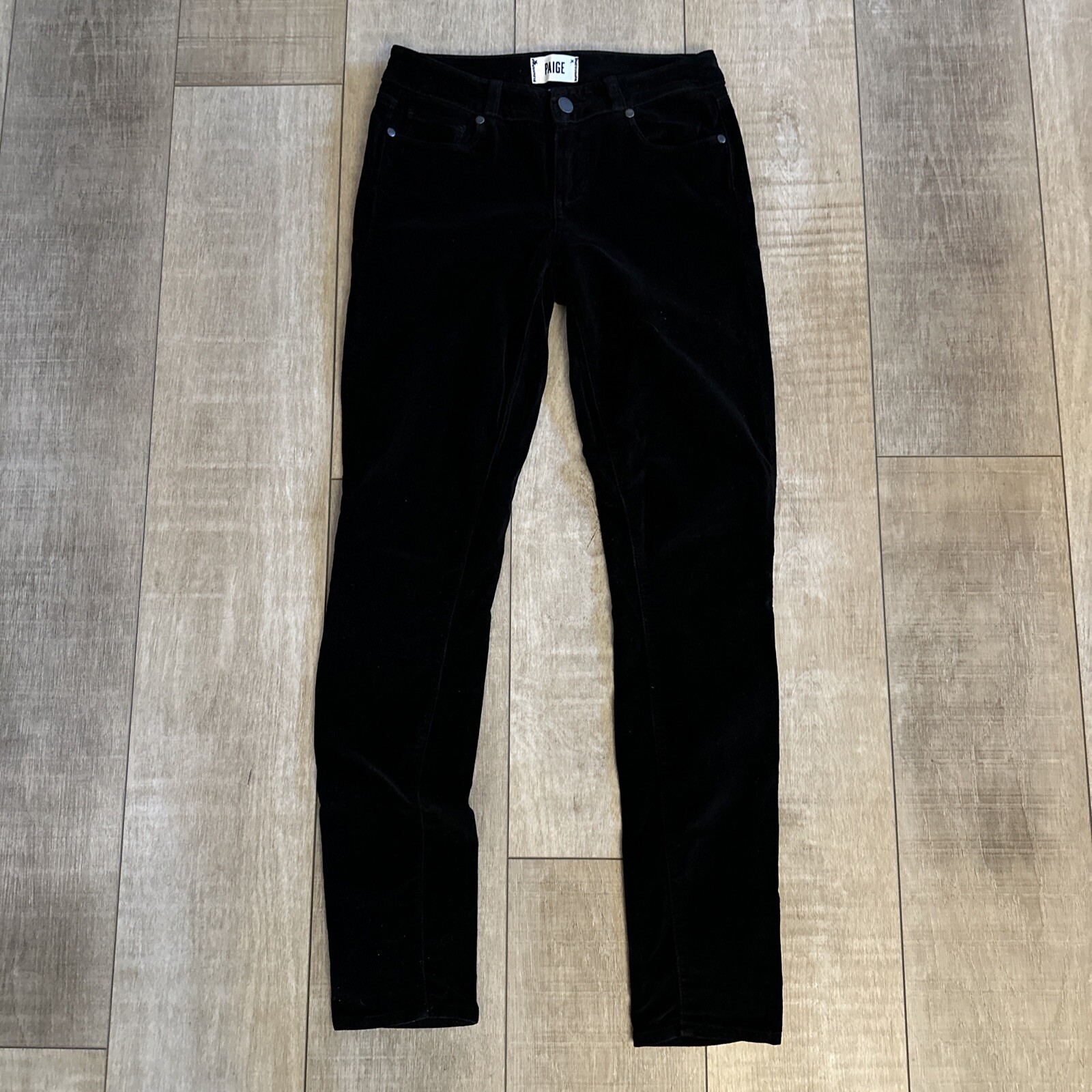 JEANS DE TERCIOPELO OVERDYE NEGROS ULTRA AJUSTADOS PAIGE VERDUGO TALLA 25-image