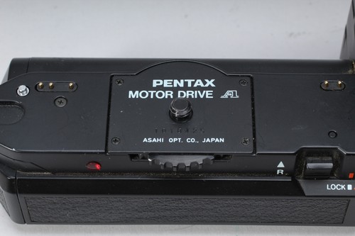 PENTAX MOTORDRIVE A WORKS BUT WON'T SHUT OFF FOR PARTS OR REPAIR - Picture 4 of 6