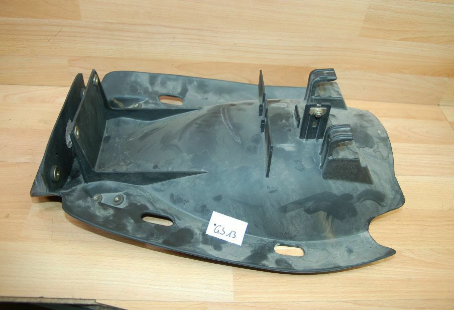 Carénage Flanc Gauche Ducati ST2 - Modèle 1997 à 2003 - Occasion Bon état