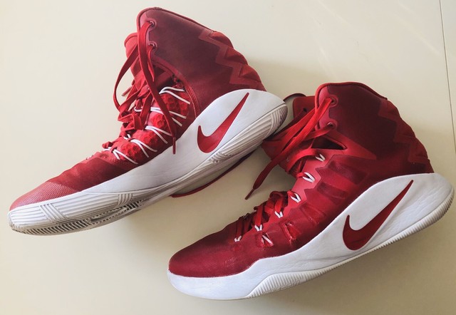 nike zoom hyperdunk white