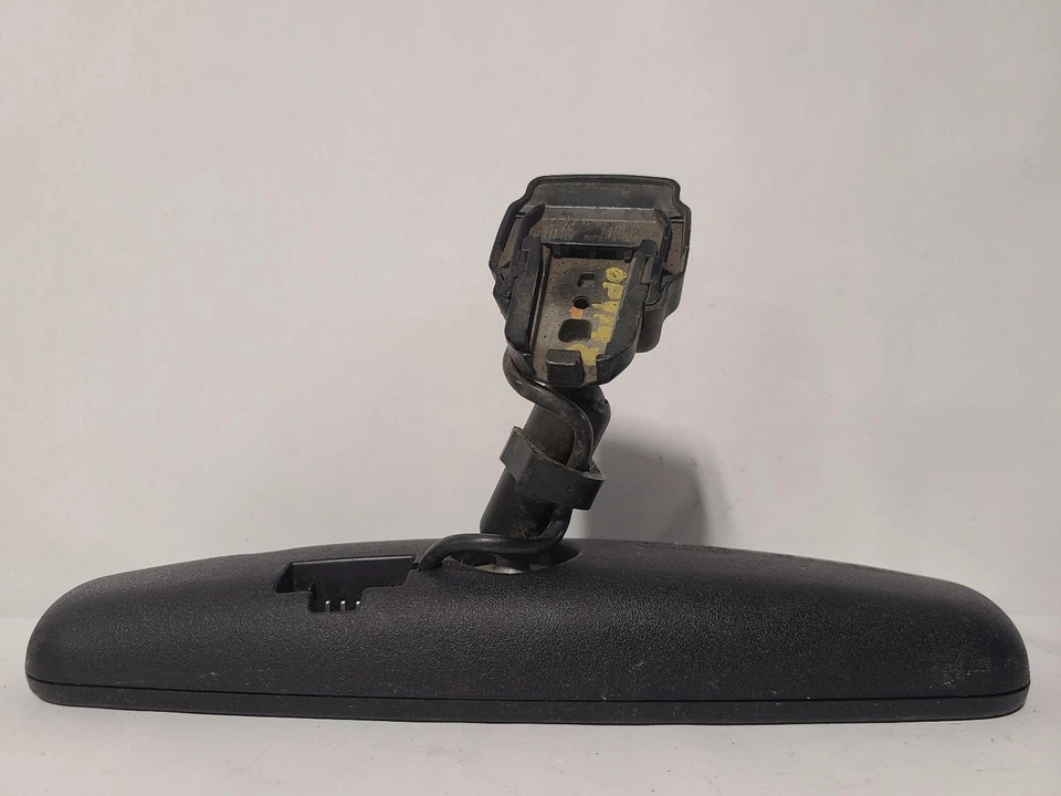 Espejo retrovisor interior delantero central usado se adapta a: Pontiac G6 2007 sin telemática Foto 2 de 4