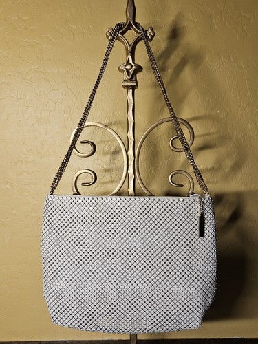 VINTAGE 70s WHITING and DAVIS - Gold Metal Mesh Shoulder Bag w/ Gold Chain Strap