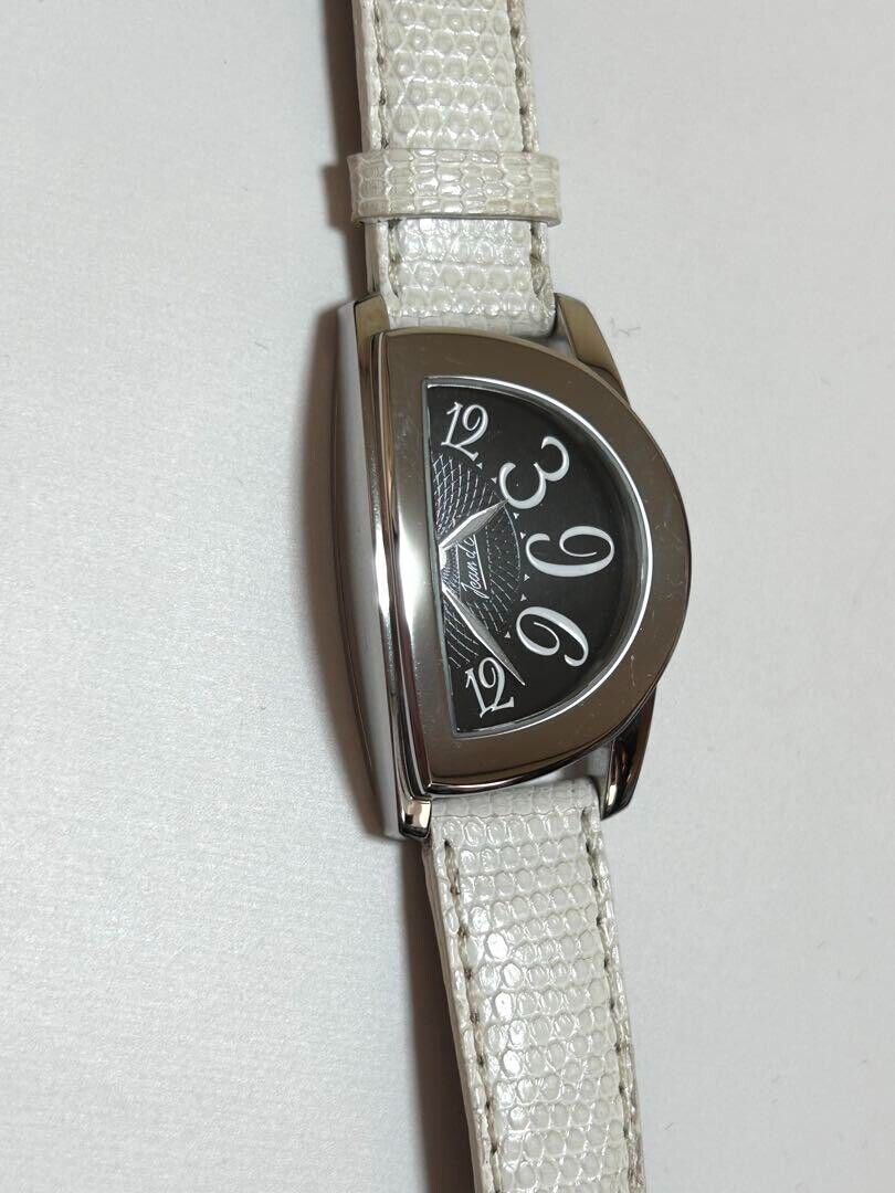 Jean Yves Watch Quartz 25mm Women's Black Dial Tonneau Used Jean Yves Watch Quartz 25mm Women's Black Dial Tonneau Used